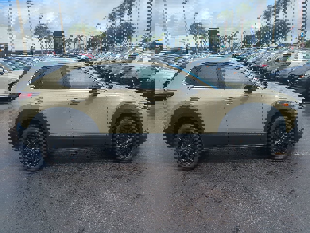 Used 2024 MAZDA CX-30 Carbon image 3