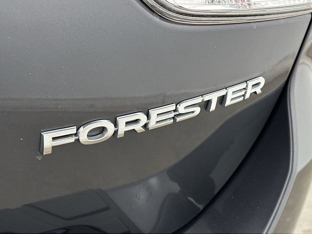 Used 2021 Subaru Forester Limited image 29