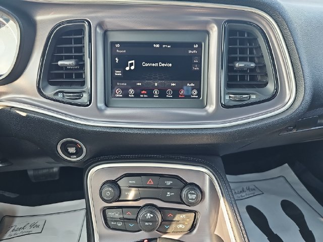 Used 2019 Dodge Challenger SXT RWD image 21