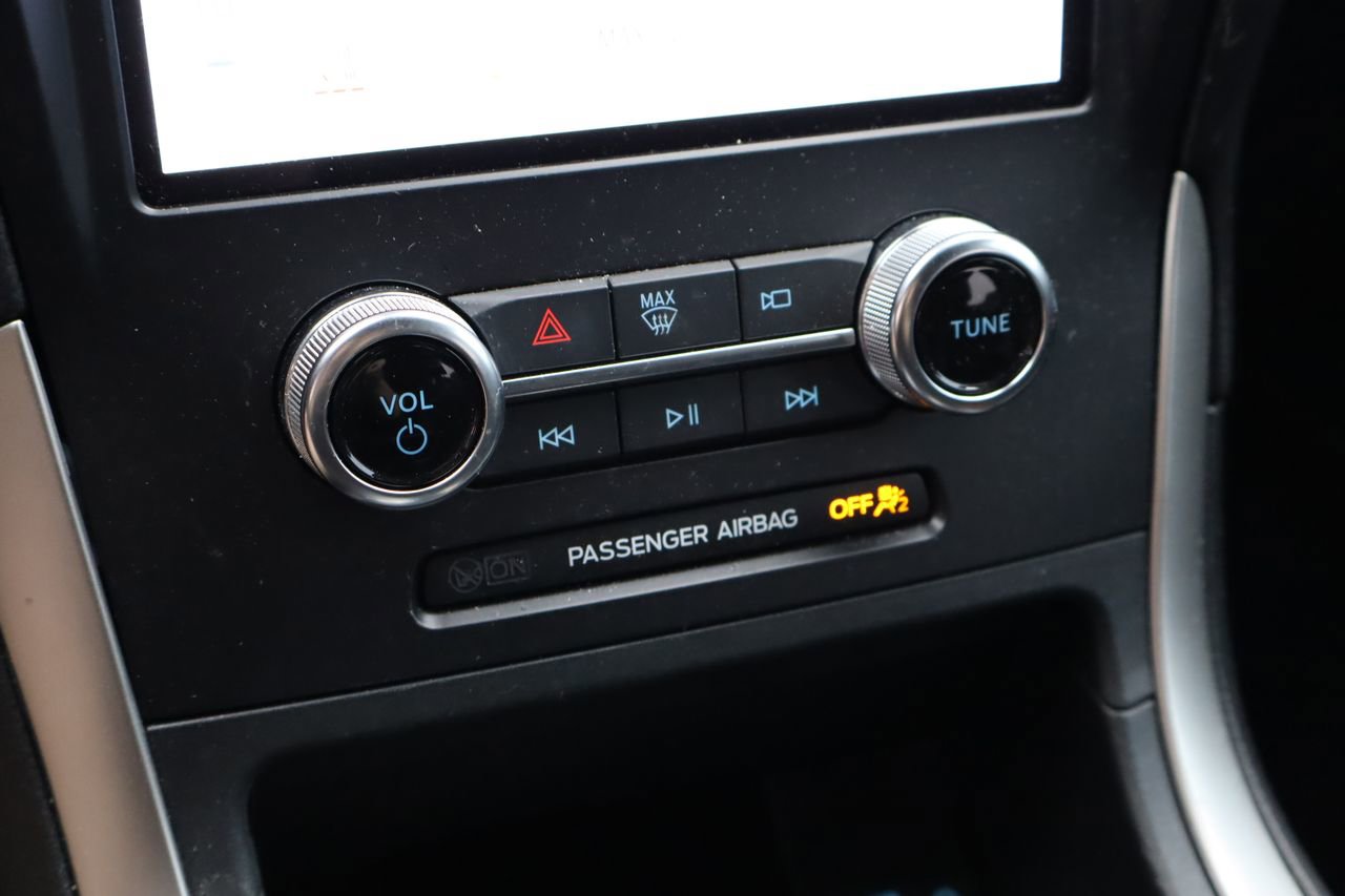 Used 2024 Ford Edge ST-Line AWD/4WD image 23