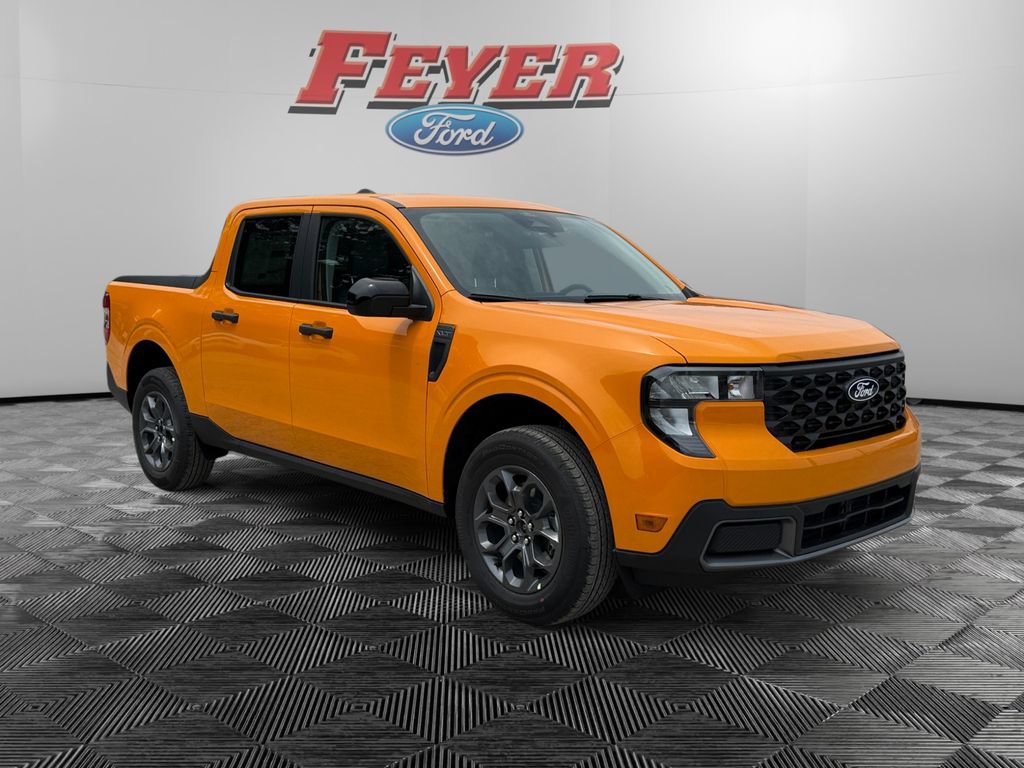 New 2026 Ford Maverick XLT w/ XLT Luxury Package FWD image 3