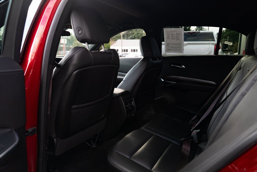 Used 2023 Cadillac XT4 Premium Luxury AWD/4WD image 20