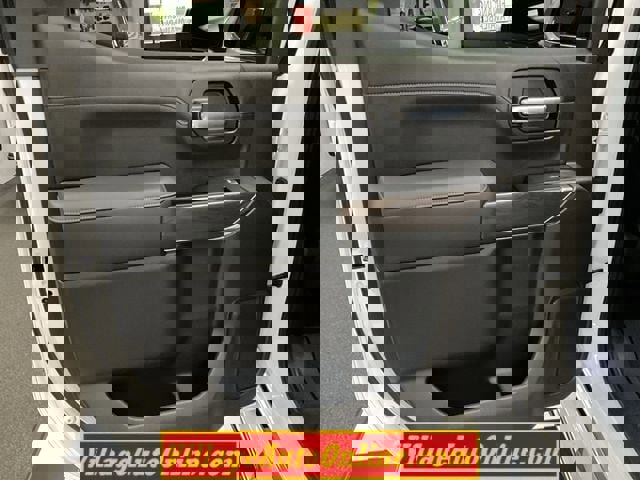 Used 2020 GMC Sierra 1500 SLT w/ SLT Premium Plus Package AWD/4WD image 26