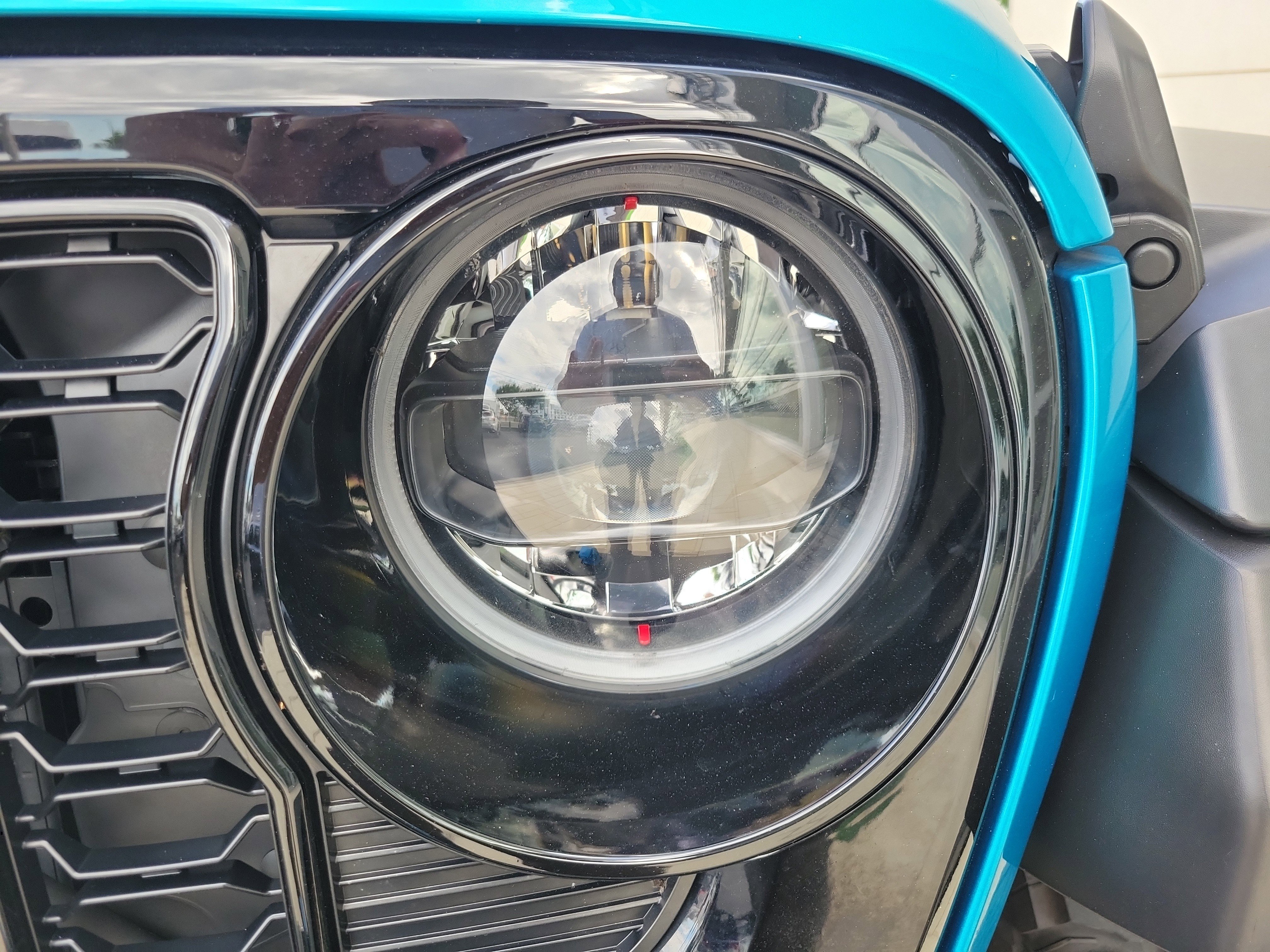 Used 2024 Jeep Wrangler Unlimited AWD/4WD image 9