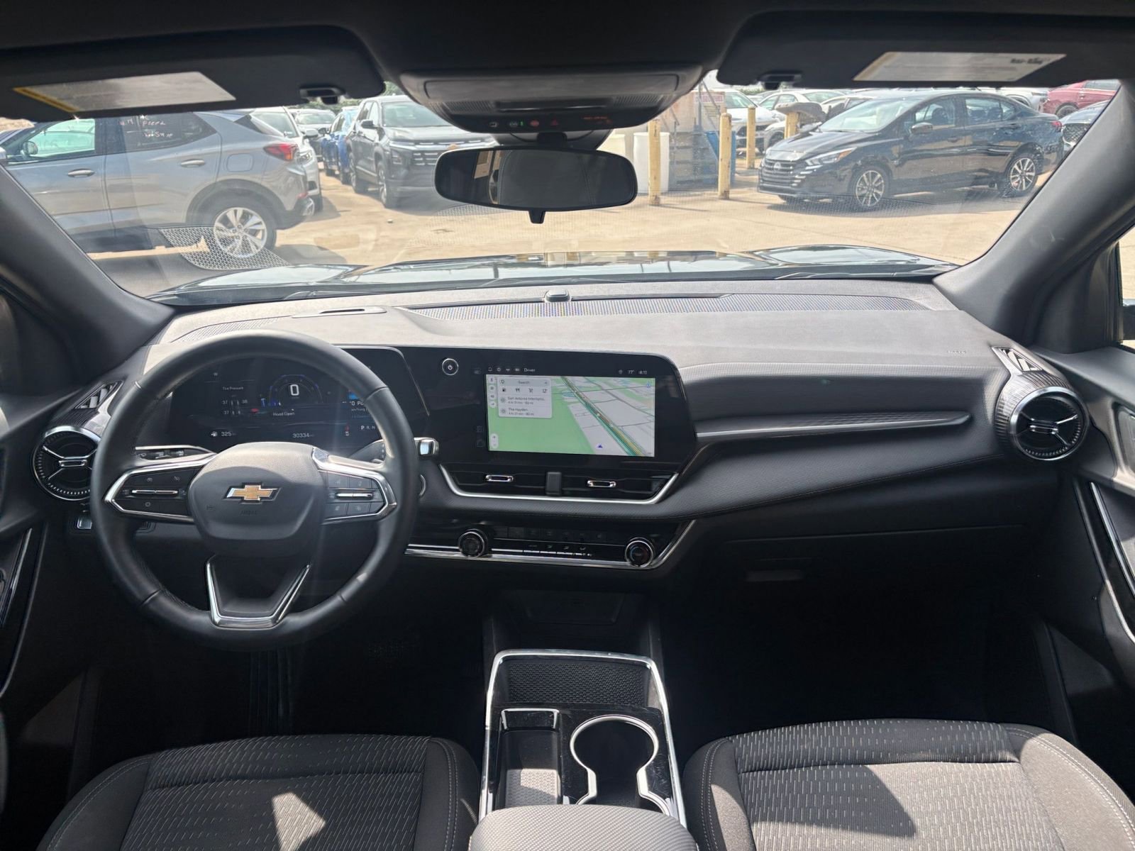 Used 2025 Chevrolet Equinox LT FWD image 34