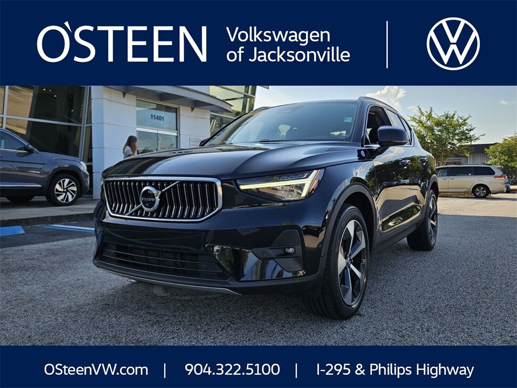 Used 2023 Volvo XC40 B5 Plus w/ Driver Assist Package