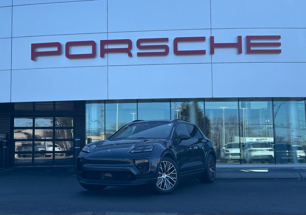 New 2026 Porsche Macan 4 Electric