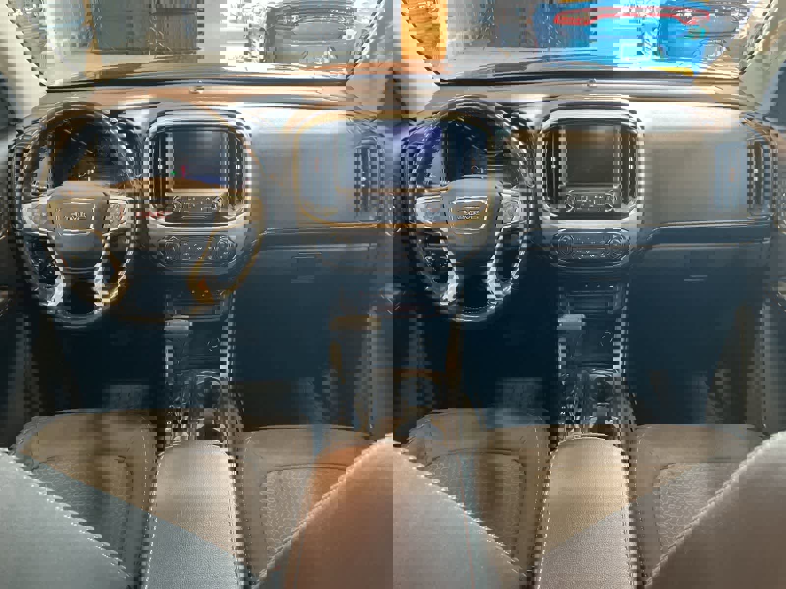 Used 2016 GMC Canyon SLE w/ Nightfall Edition image 21