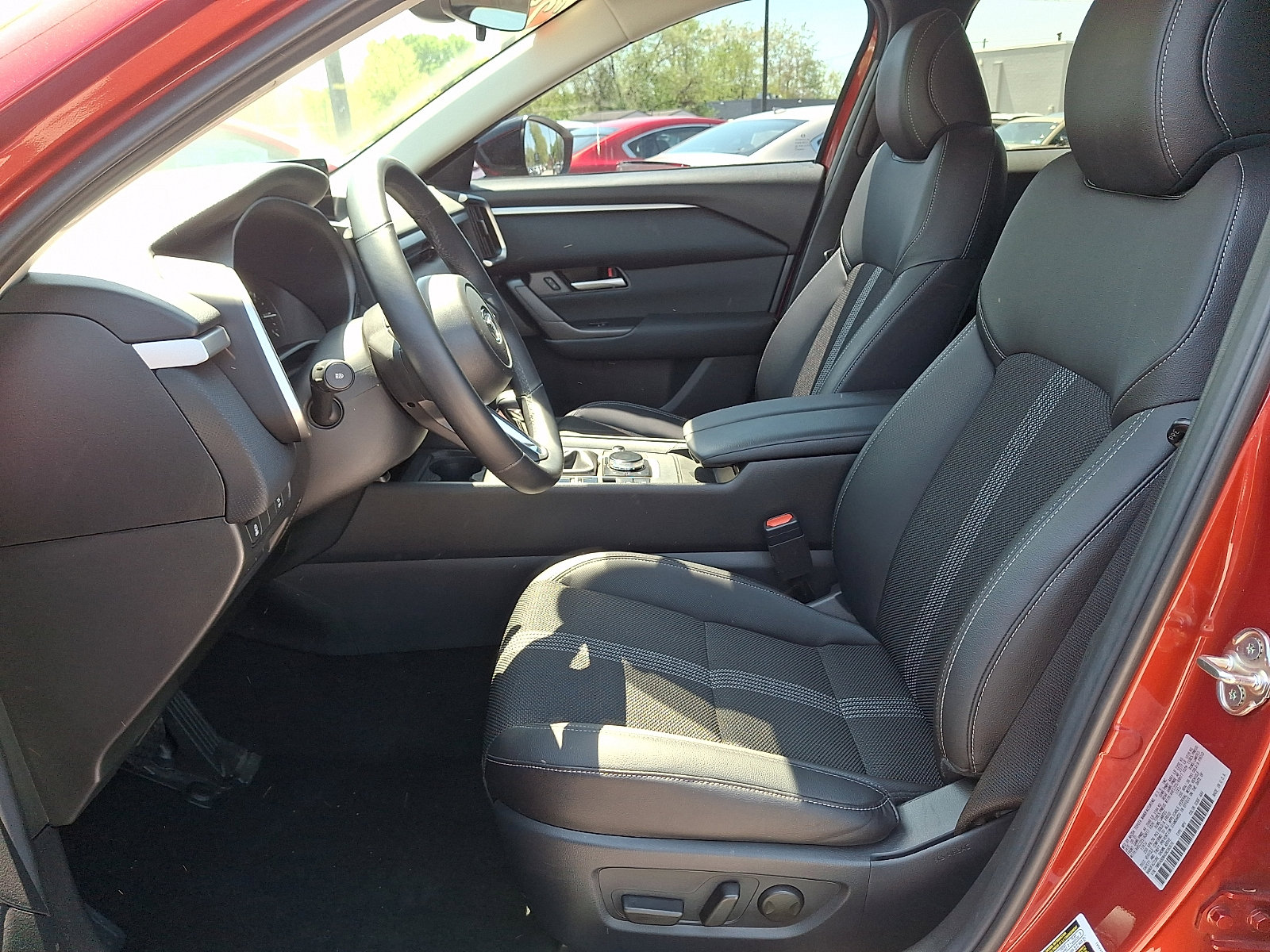 Used 2025 MAZDA CX-50 AWD 2.5 S w/ Accent Package image 14