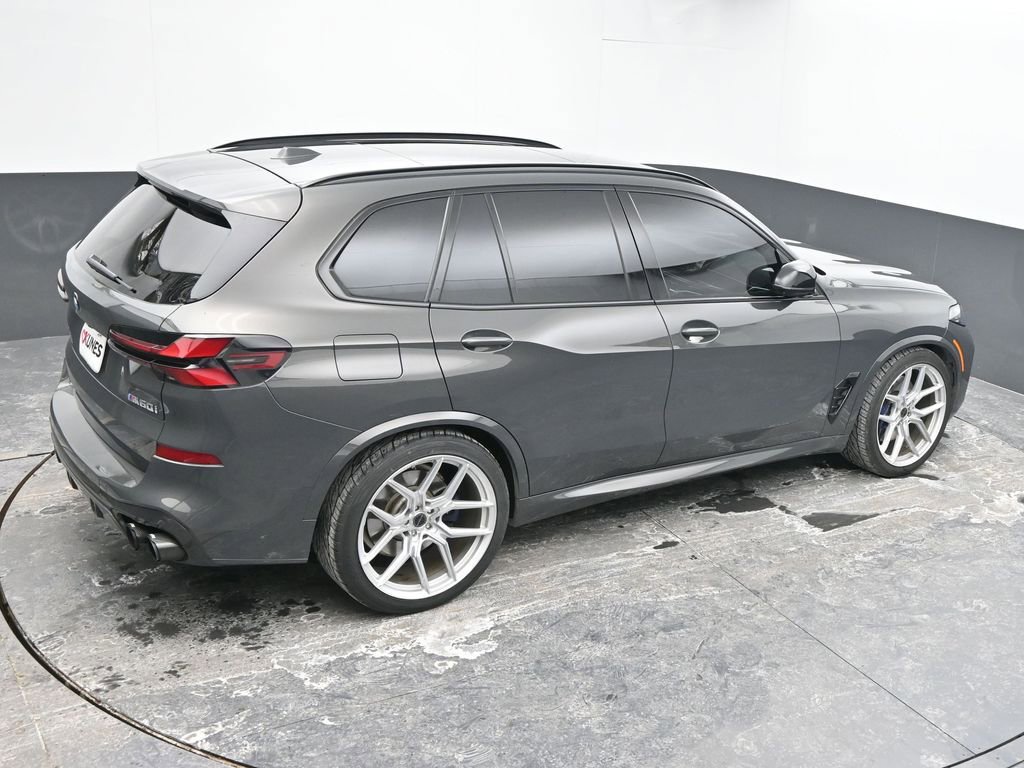 Used 2024 BMW X5 M60i image 41
