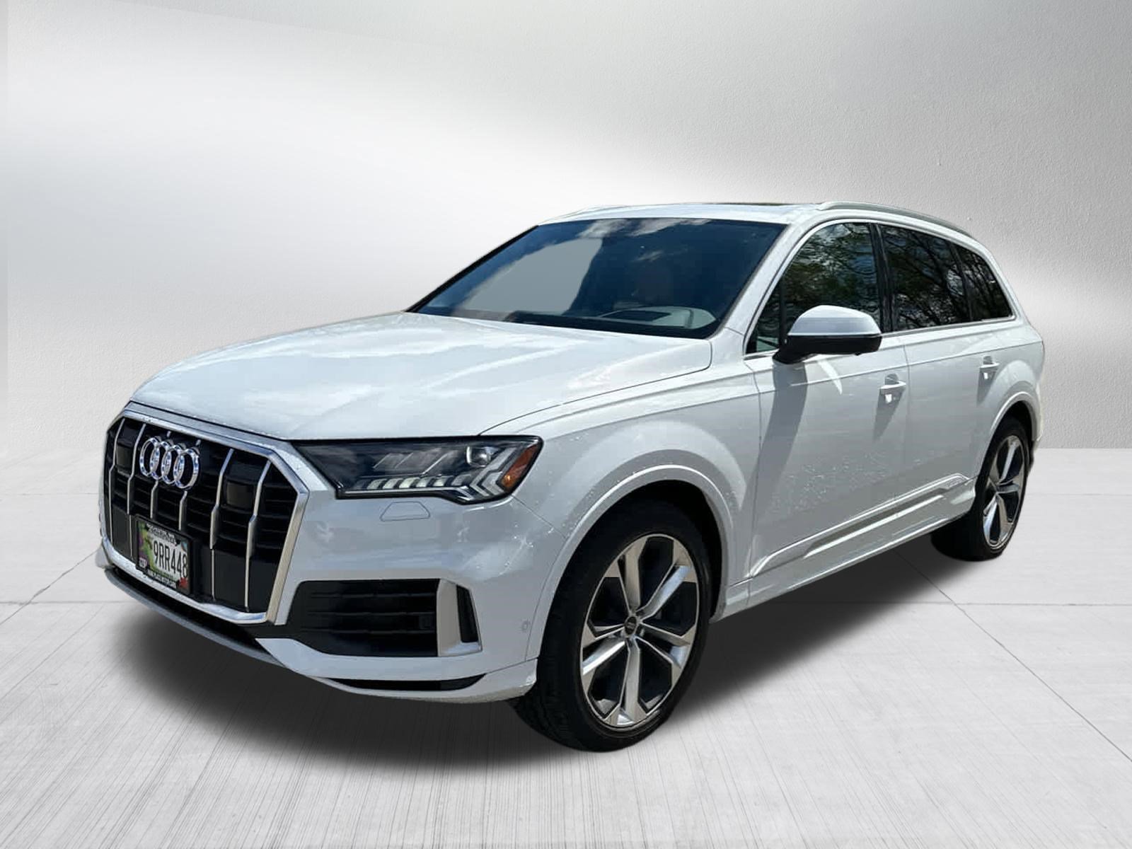 Used 2023 Audi Q7 3.0T Prestige w/ Prestige Package AWD/4WD image 3