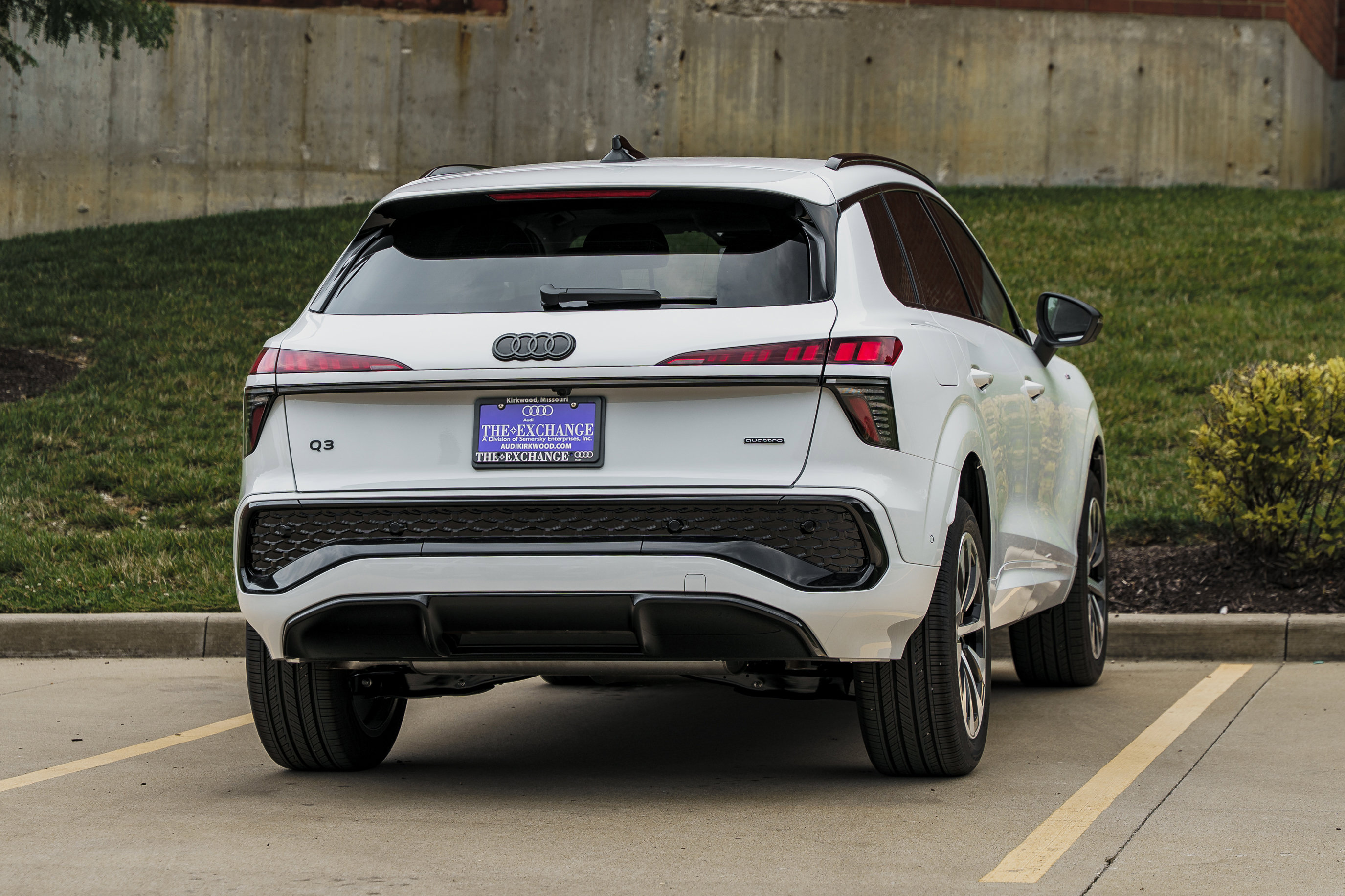 New 2026 Audi Q3 quattro 2.0T AWD/4WD image 4