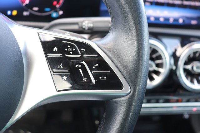 Used 2025 Mercedes-Benz CLA 250 image 22
