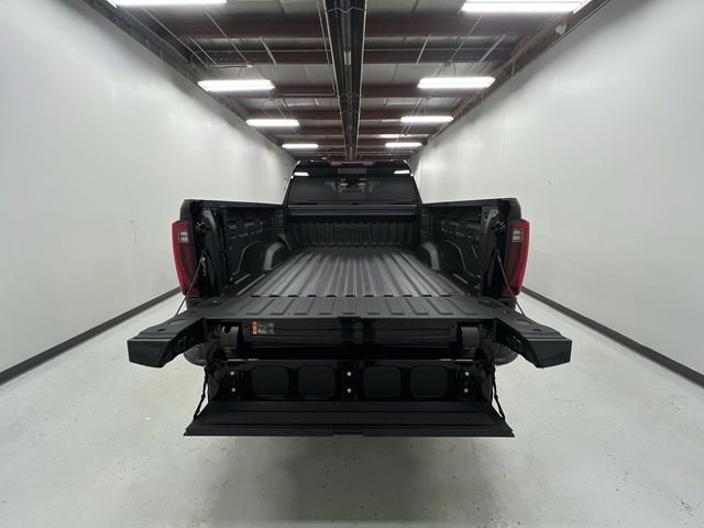 New 2025 GMC Sierra 2500 SLT w/ SLT Premium Package image 26