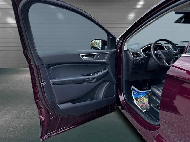 Certified 2020 Ford Edge SEL w/ Convenience Package AWD/4WD image 12