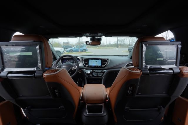 New 2026 Chrysler Pacifica Pinnacle AWD/4WD image 22