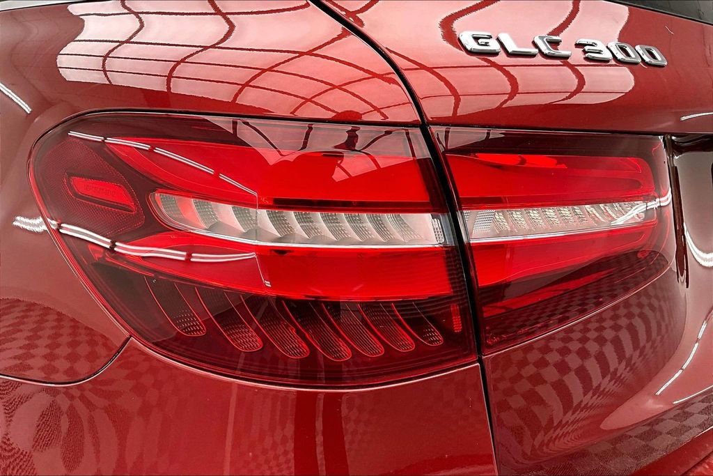 Used 2017 Mercedes-Benz GLC 300 4MATIC image 30