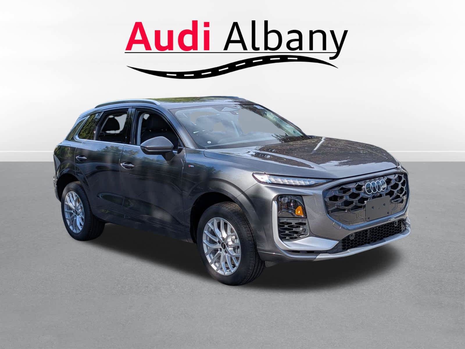 New 2026 Audi Q3 quattro 2.0T AWD/4WD image 2