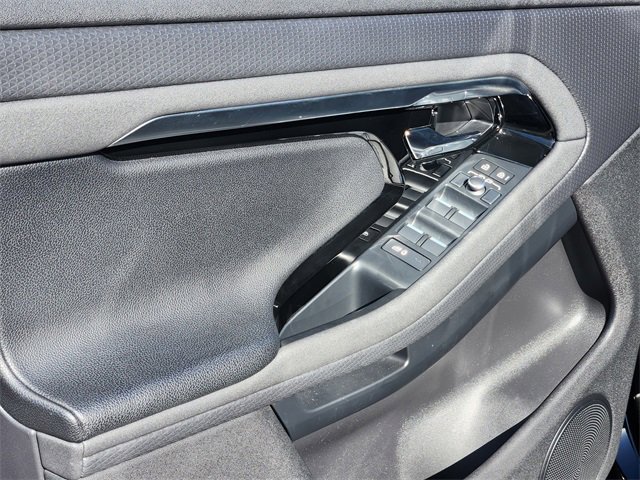 Used 2022 Land Rover Range Rover Evoque S image 10