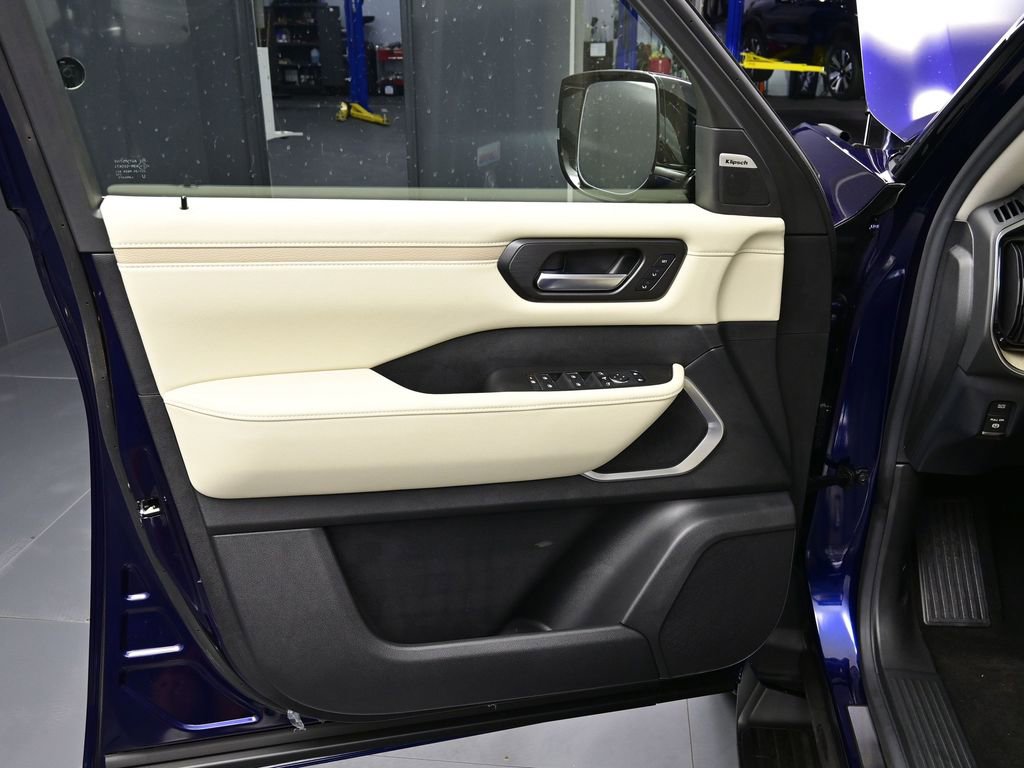 New 2026 Nissan Armada Platinum w/ Convenience Package image 15