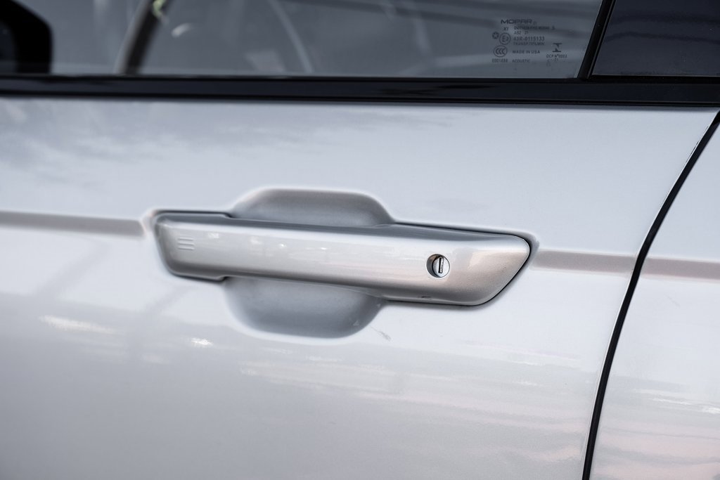 Used 2021 Jeep Grand Cherokee L Limited w/ Luxury Tech Group II image 52