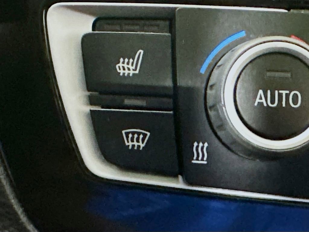 Used 2018 BMW 230i Coupe image 24