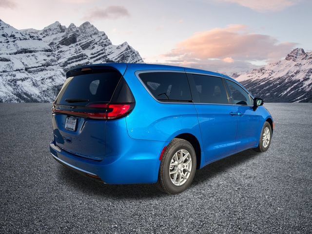New 2027 Chrysler Pacifica Select FWD image 5