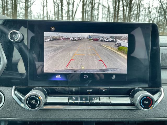 Certified 2023 Chevrolet Colorado W/T image 15