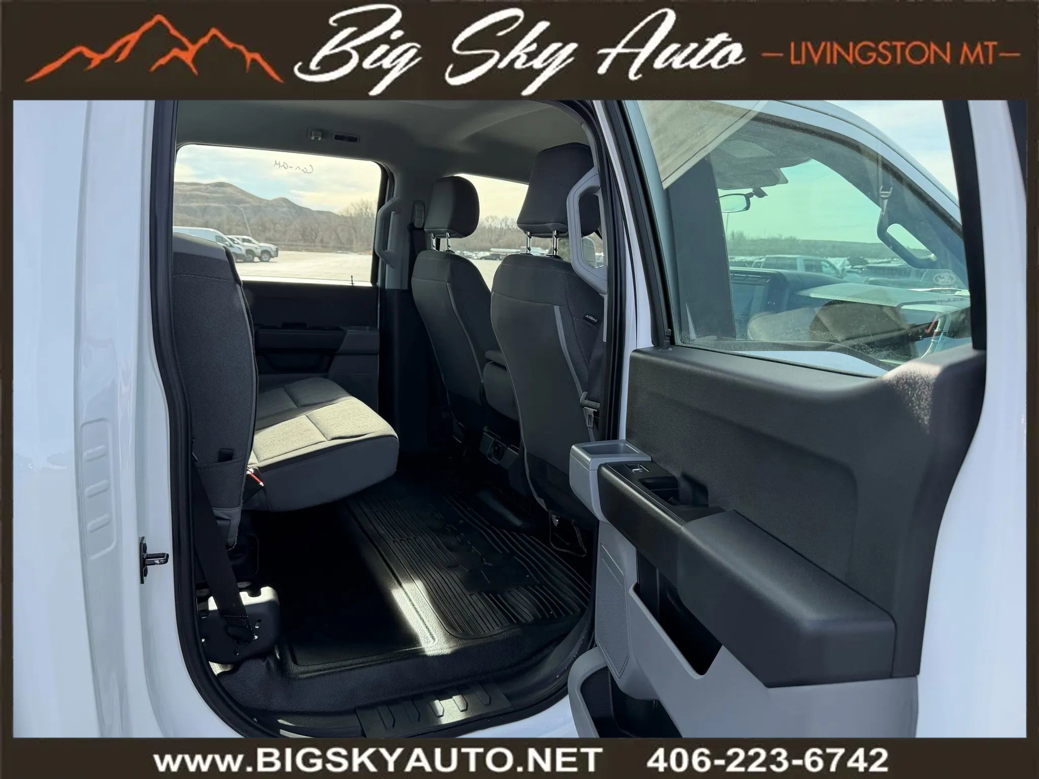 Used 2024 Ford F250 XL w/ XL Chrome Package image 23