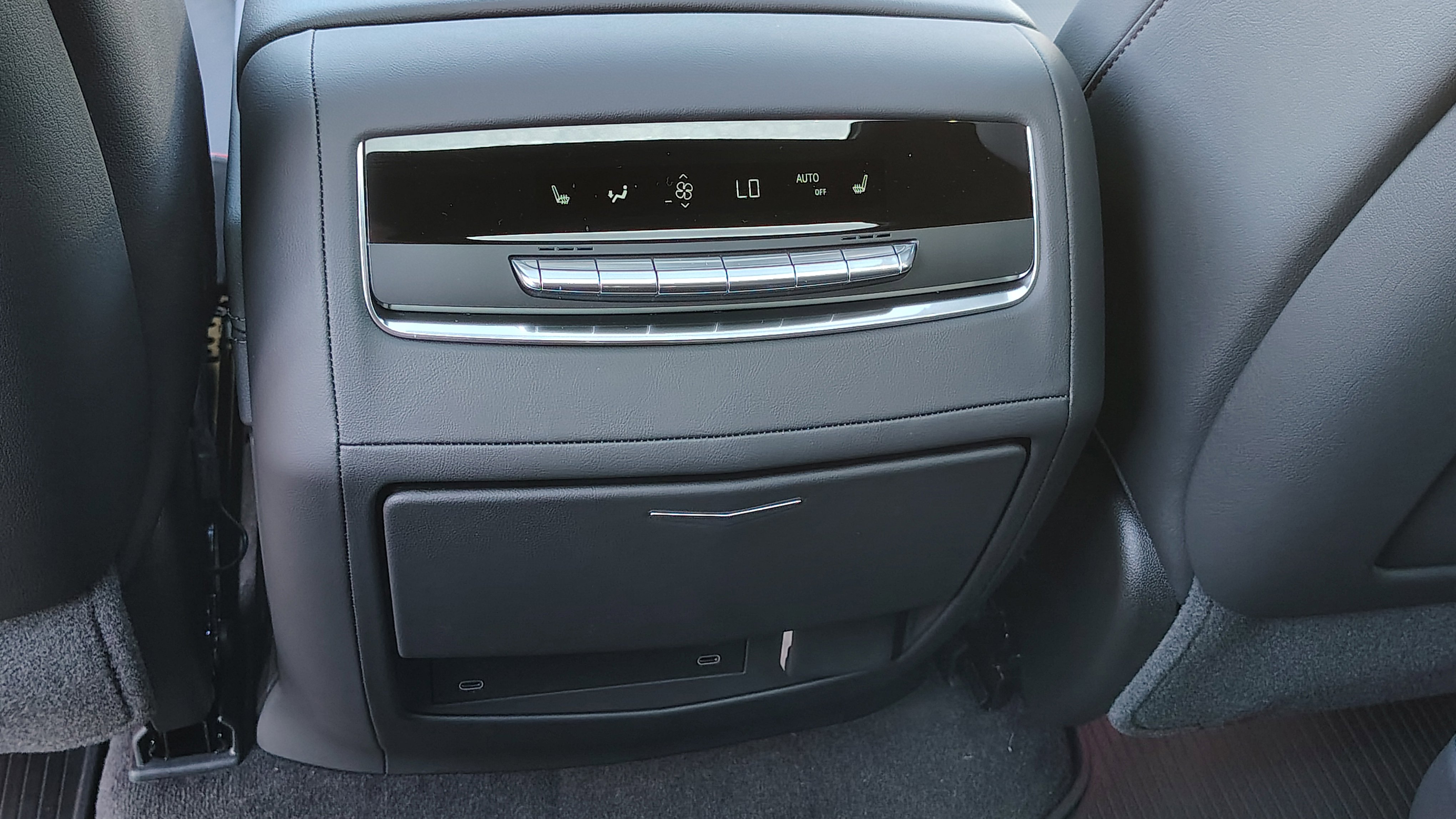 New 2025 Cadillac Escalade Sport w/ Touring Package image 29