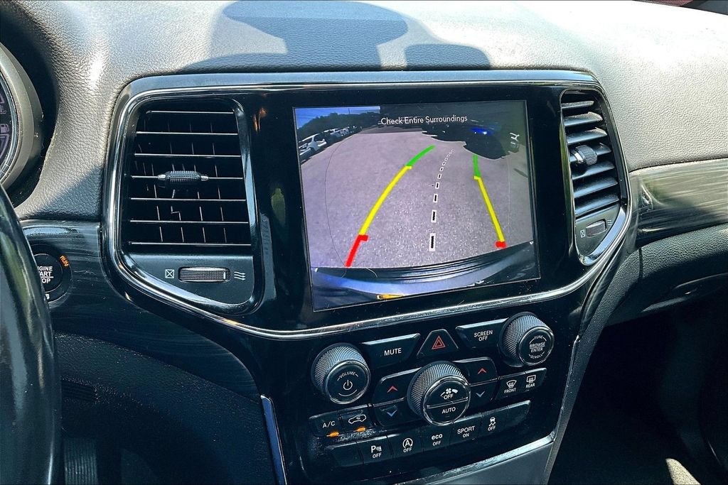 Used 2020 Jeep Grand Cherokee Altitude AWD/4WD image 14
