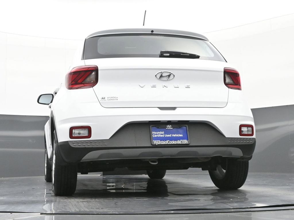 Certified 2025 Hyundai Venue SE image 35
