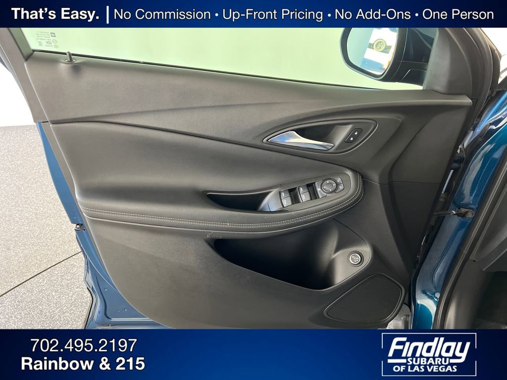 Used 2021 Buick Encore GX Select image 12