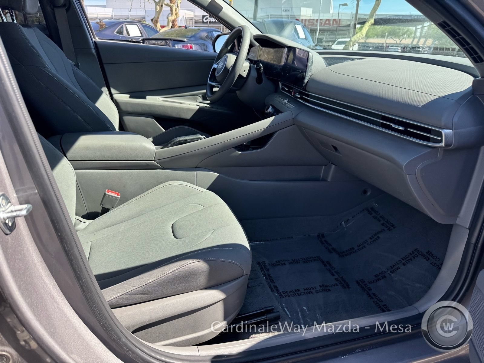 Used 2024 Hyundai Elantra SEL FWD image 27