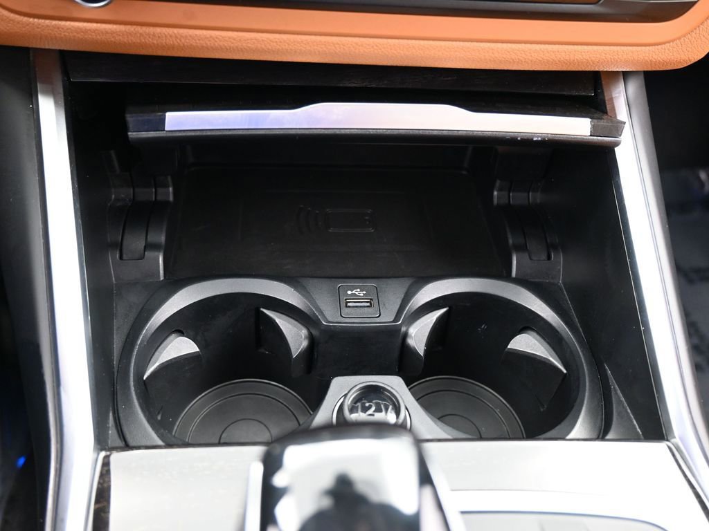 Used 2021 BMW 330i Sedan w/ Premium Package image 29