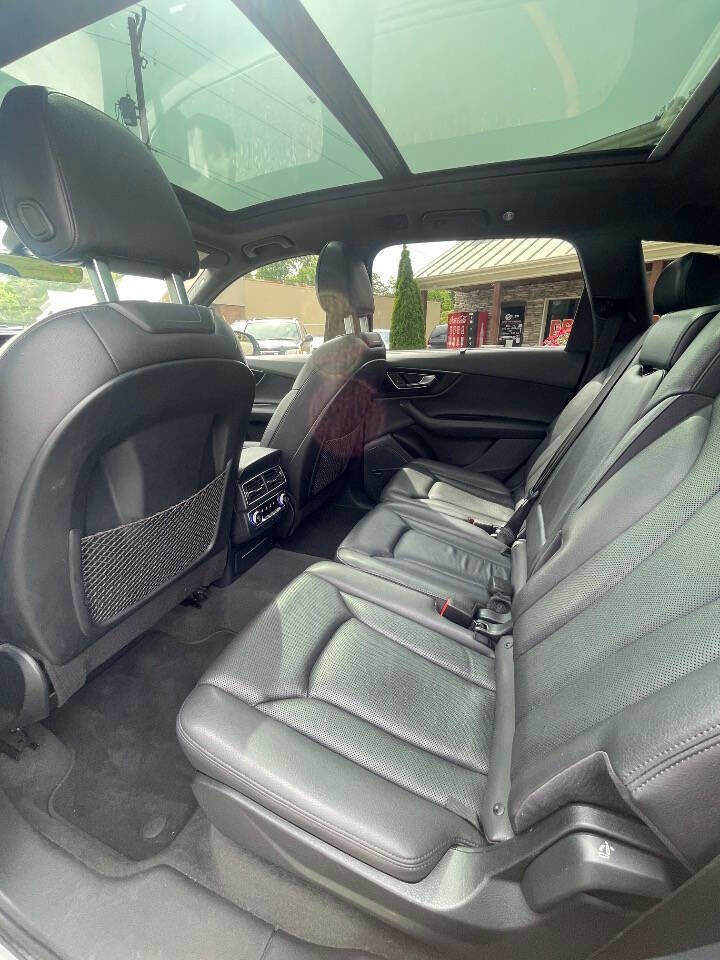 Used 2017 Audi Q7 3.0T Prestige AWD/4WD image 13