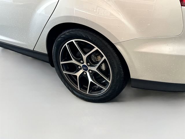 Used 2018 Ford Focus SEL FWD image 30