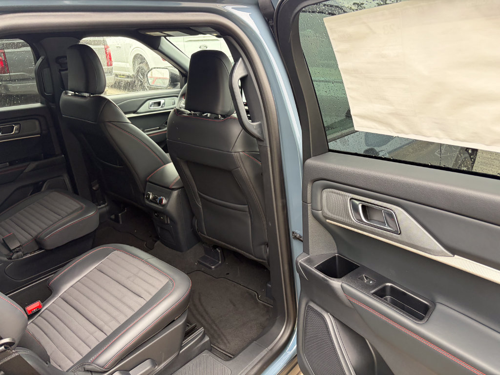 New 2027 Ford Explorer ST-Line AWD/4WD image 18