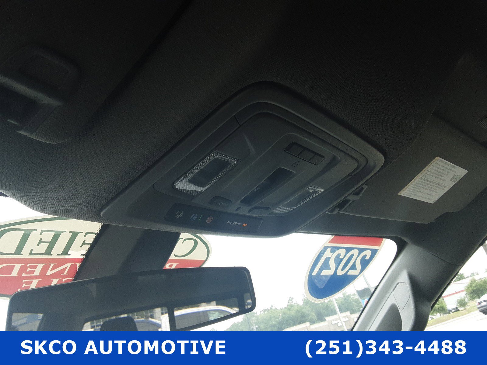 Used 2021 Chevrolet Silverado 1500 LT Trail Boss w/ Convenience Package II image 26