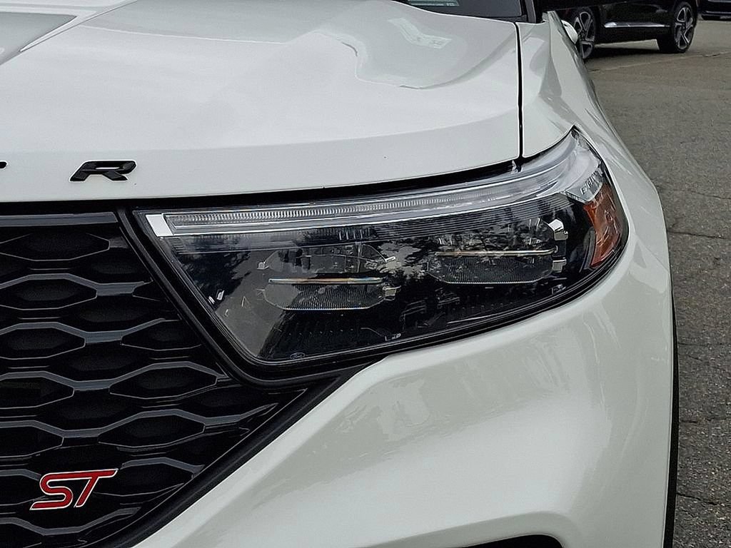 Used 2024 Ford Explorer ST w/ Equipment Group 401A AWD/4WD image 9