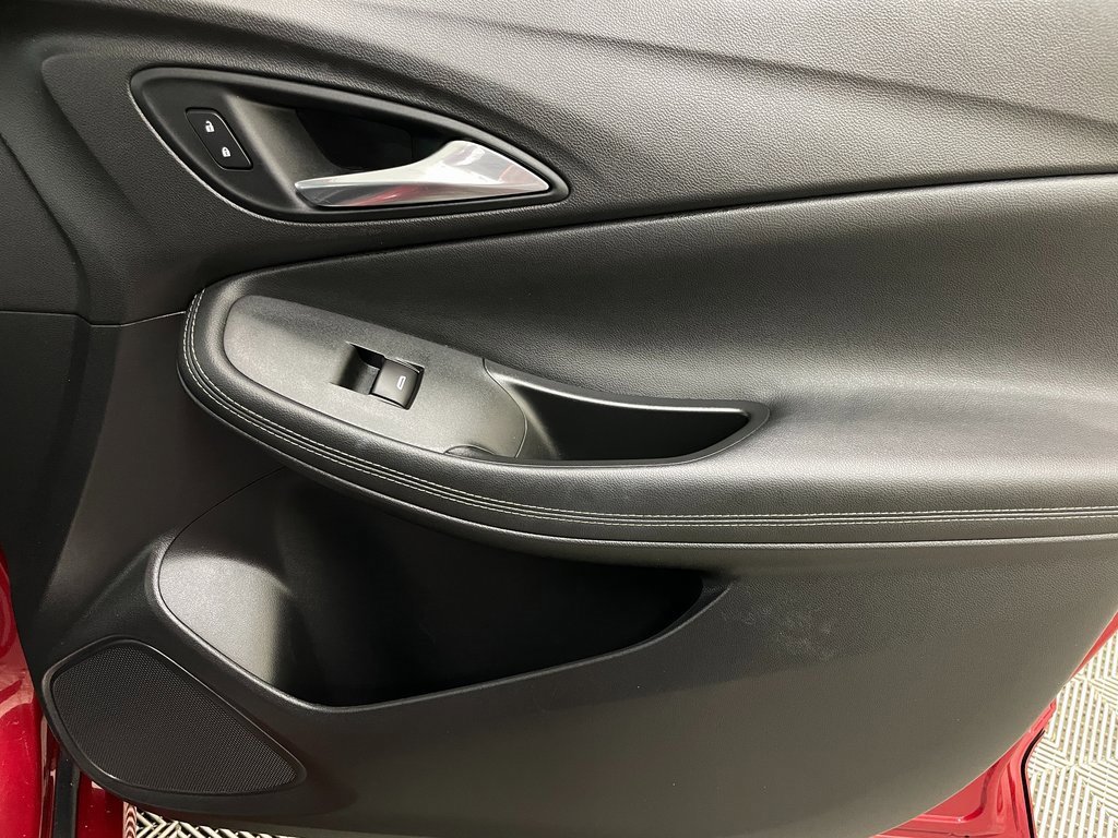 Certified 2021 Buick Encore GX Select w/ Sport Touring Package image 37