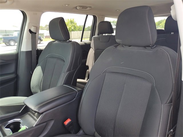 Used 2024 Jeep Grand Cherokee L Laredo image 17