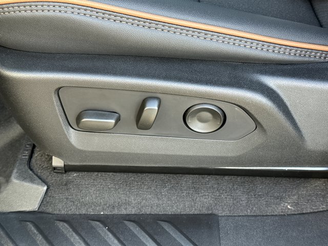 New 2026 GMC Canyon AT4 image 16