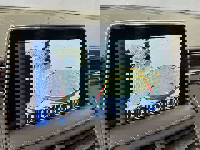 Used 2022 Chevrolet Tahoe Z71 w/ Z71 Off-Road Package image 16