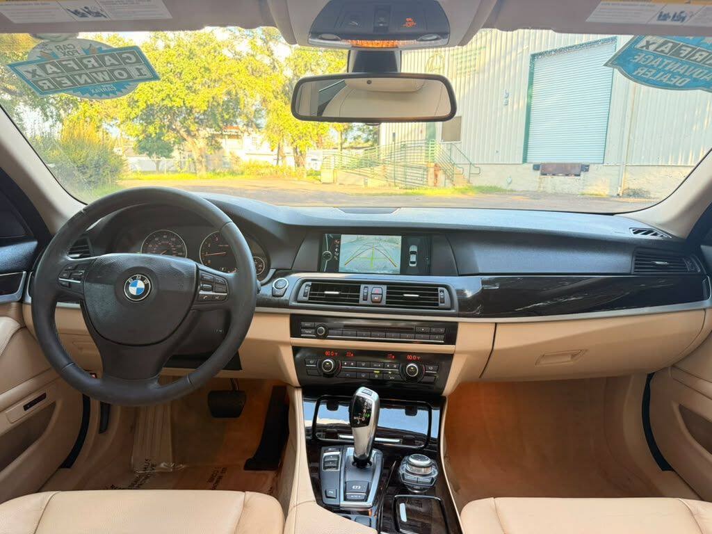 Used 2012 BMW 528i Sedan RWD image 16