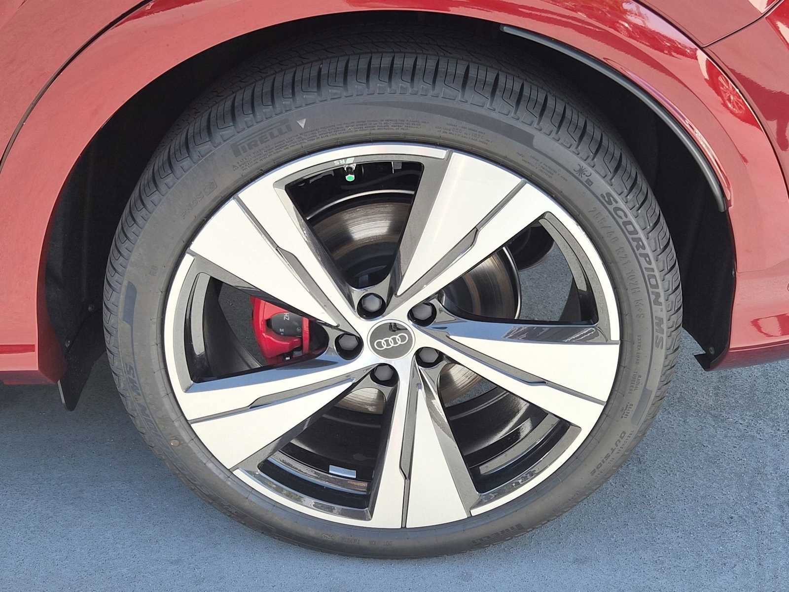 New 2025 Audi SQ5 Premium Plus image 12