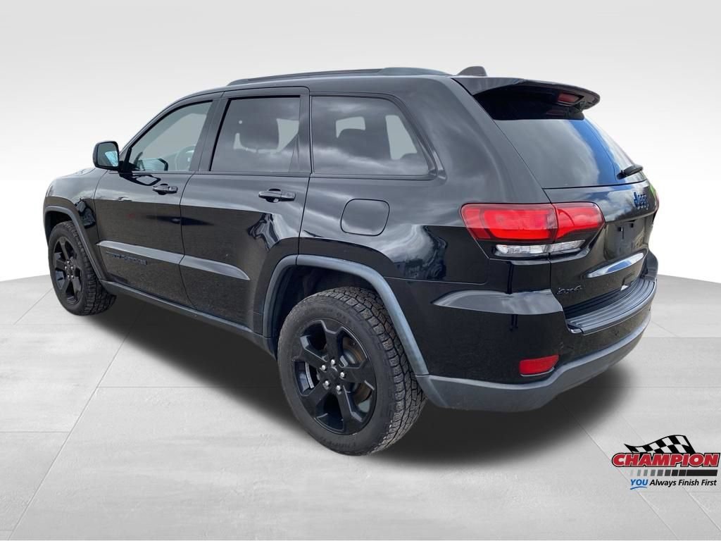 Used 2018 Jeep Grand Cherokee Laredo AWD/4WD video 3
