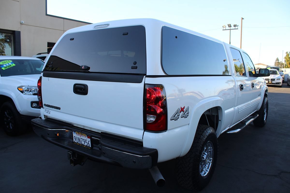 Used 2007 Chevrolet Silverado 2500 LT w/ Heavy-Duty Power Package AWD/4WD image 7