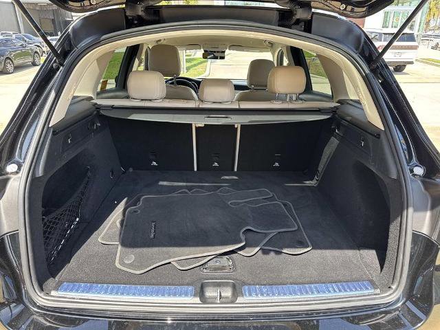 Used 2022 Mercedes-Benz GLC 300 image 10