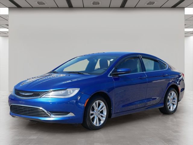 Used 2015 Chrysler 200 Limited w/ Convenience Group FWD image 2
